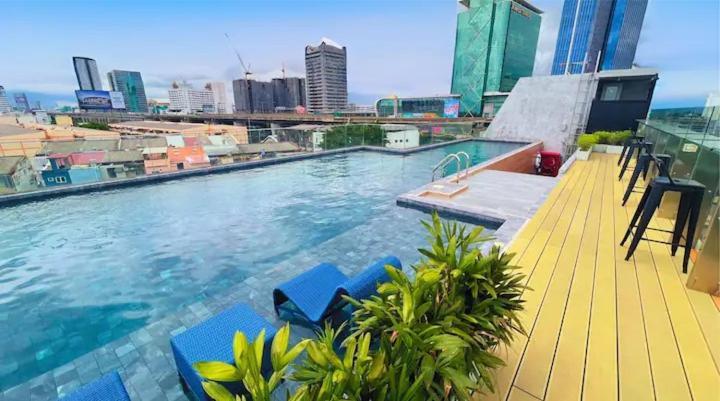 De Botan Bangna Hotel Bangkok Luaran gambar